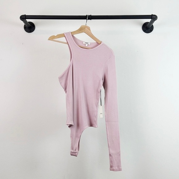 NWT Agolde Bea Ribbed Cutaway Bodysuit in Light Pink- Fondant - Picture 4 of 8